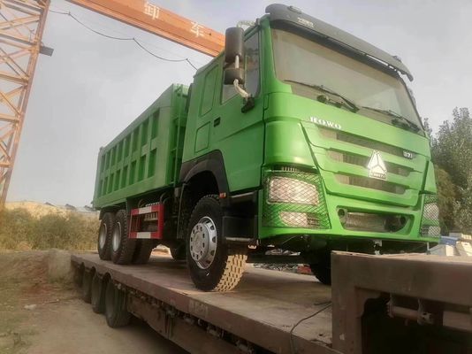 1 an de service après-vente utilisé Sinotruk HOWO 6X4 camion de décharge pour les équipements de construction