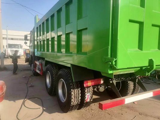 1 an de service après-vente utilisé Sinotruk HOWO 6X4 camion de décharge pour les équipements de construction