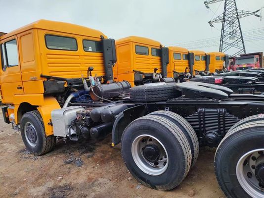 Conception de pneus radiaux Shacman Tracteur F3000 400L 336-420HP 50 avec sièges orange≤5