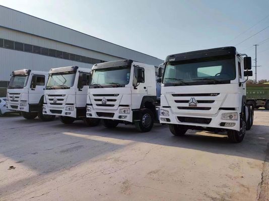 6×4 roue motrice Sinotrck HOWO camion tracteur avec un an de service après-vente