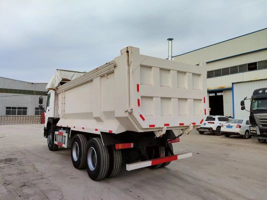 Capacité de moteur de 6 à 8 litres Blanc HOWO 6*4 Construction de chariots à remontage pour matériaux de construction
