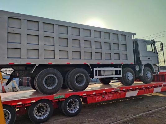 6×4 camions à décharge Sinotruk combinés avec résistance et fiabilité ≤5 places