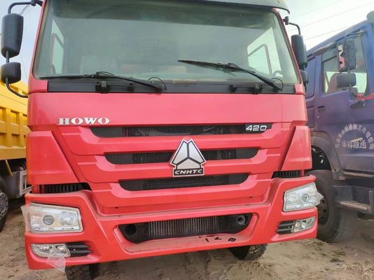 Sinotruck HOWO 8*4 Camion-dépôt de grande capacité de chargement pour les besoins de transport de charges lourdes