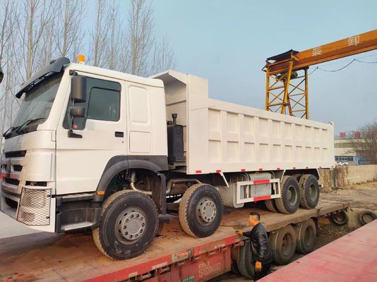 Conception des pneus Sinotruck radiale HOWO 6*4 remorque remorque style de levage avant