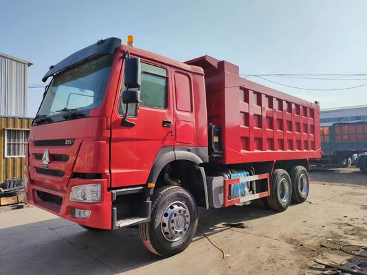 Sinotruck HOWO 6*4 Camion de décharge en 371 ch HC16 à double essieu arrière