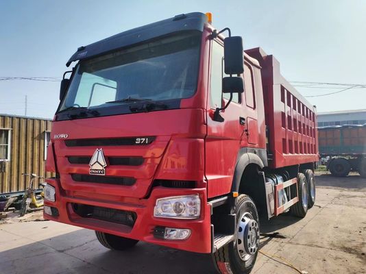 Sinotruck HOWO 6*4 Camion de décharge en 371 ch HC16 à double essieu arrière