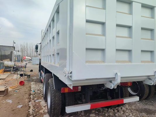 HOWO Sinotruck 6X4 420cv Tracteur avec sièges≤5 et certification DOT pneumatique
