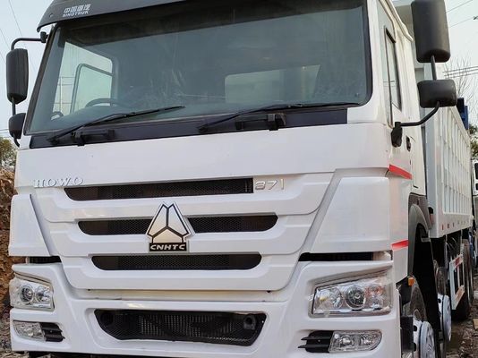 ZZ3257N3847B Camion à ordures La solution fiable pour le transport de matières blanches