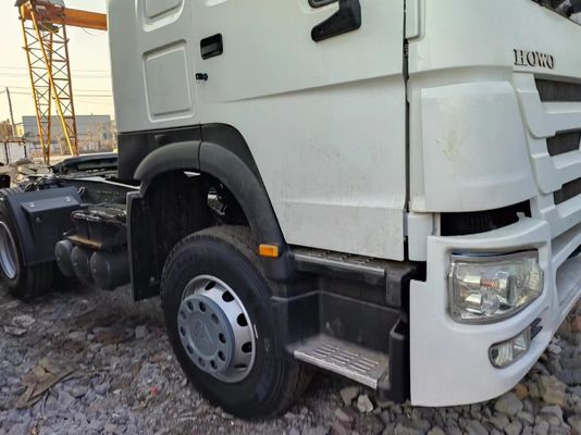 6X4 HOWO 400 chevaux de haute puissance chariot de remorquage chariot tracteur avec 1 an service après-vente