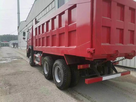 Sinotruk HOWO 6X4 Camion 371HP 10 roues Camions à ordures d'occasion avec une capacité de moteur de 6-8L