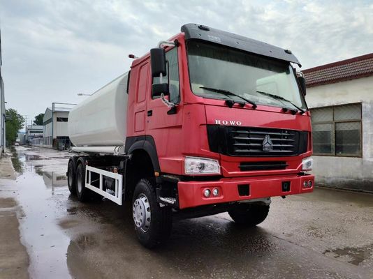 Sinotruk HOWO 6*4 10 roues 20000 litres Capacité pétrolier