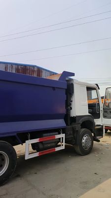 Conception de pneus radiaux HOWO 6*4 camion à bascule avec 5 sièges et grande capacité de chargement