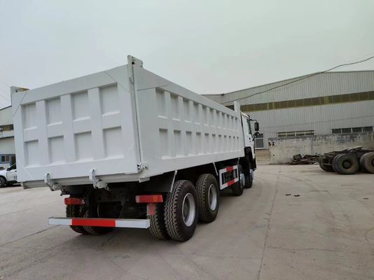 Conception de pneus radiaux 375HP Sinotruk 12 roues HOWO 8*4 camion de décharge pour le transport de blancs