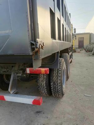 Sinotruk HOWO de seconde main 6*4 camion à remontage 10 roues Taille 8500*2496*3450 mm Euro 3/4/5