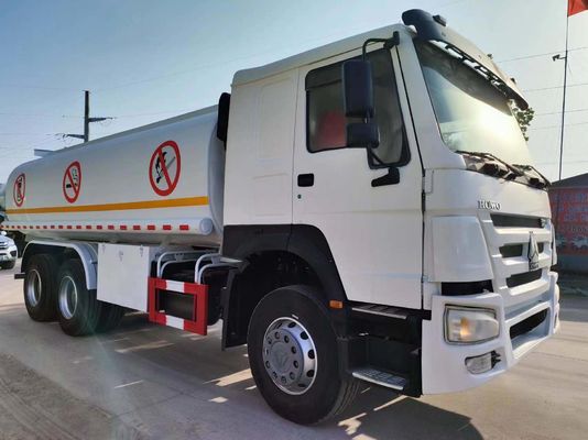20000 litres 6X4 Camion-citerne en acier au carbone pour le pétrole, le gaz et le diesel directement à partir des sièges ≤5