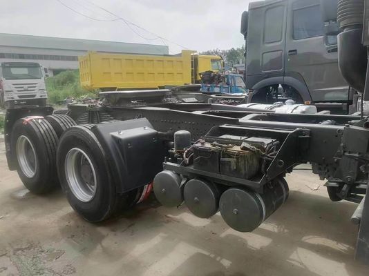 Sinotruk HOWO 6*4 Camion tracteur avec moteur Weichai et type de transmission manuelle