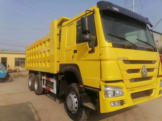 10 roues Sinotruk HOWO camionneur à décharge de couleur jaune 6X4 camionneur minier pour le dépôt