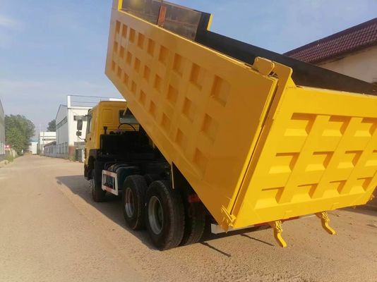 10 roues Sinotruk HOWO camionneur à décharge de couleur jaune 6X4 camionneur minier pour le dépôt