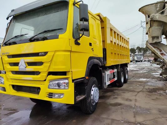 Capacité du moteur 6-8L Sinotruck HOWO 6*4 Camion déchargeur à volant droit Camion d'occasion