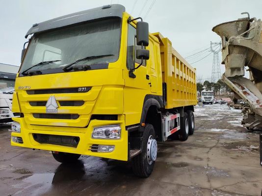 Capacité du moteur 6-8L Sinotruck HOWO 6*4 Camion déchargeur à volant droit Camion d'occasion