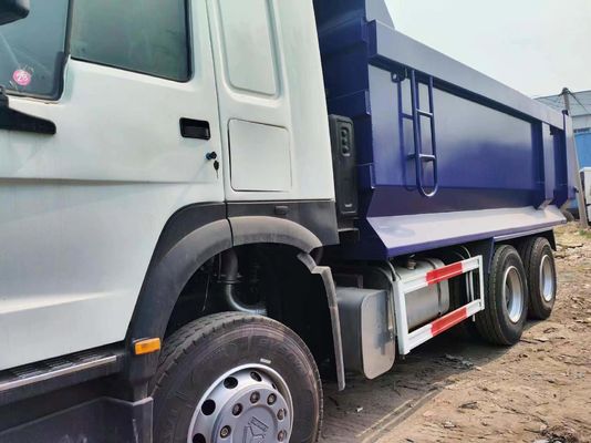 10 pneus Sinotruck HOWO 6*4 Camion à ordures d'occasion 351-450 chevaux ou camion d'occasion