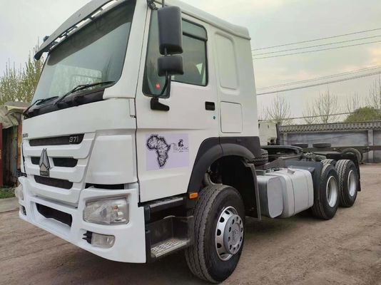 Puissance 351-450 chevaux Sinotruk HOWO 371 chevaux 6 fois 4 chariot à ordures style de levage avant