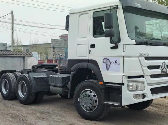 Puissance 351-450 chevaux Sinotruk HOWO 371 chevaux 6 fois 4 chariot à ordures style de levage avant