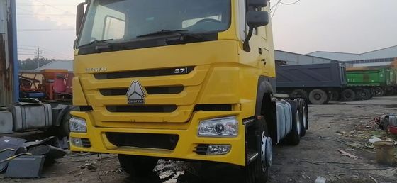 Camion tracteur à haute puissance Sinotruk HOWO avec 6800*2496*2950mm Taille