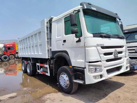 10 pneus 12.00r20 Sinotruck HOWO 6*4 Camion à ordures Camion d'occasion Transmission manuelle