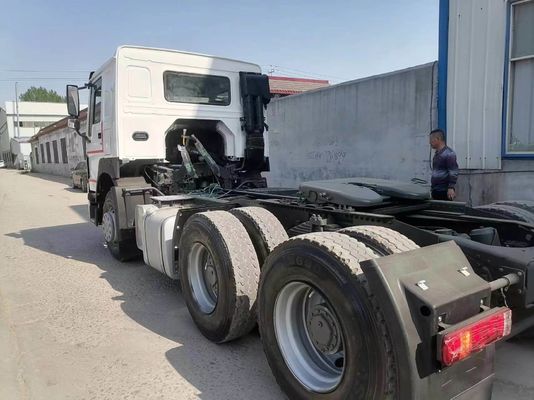 6X4 roue motrice Tracteur à tête d'occasion HOWO Prime Mover Tracteur pour ≤5 places