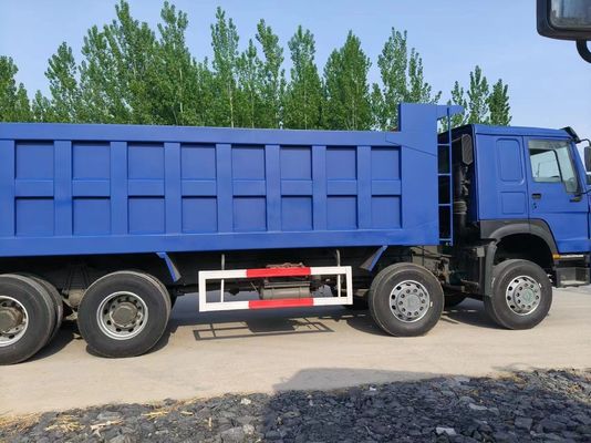Sinotruk HOWO 8*4 à usage bleu avec une capacité de moteur de 6 à 8 litres et conduite à droite