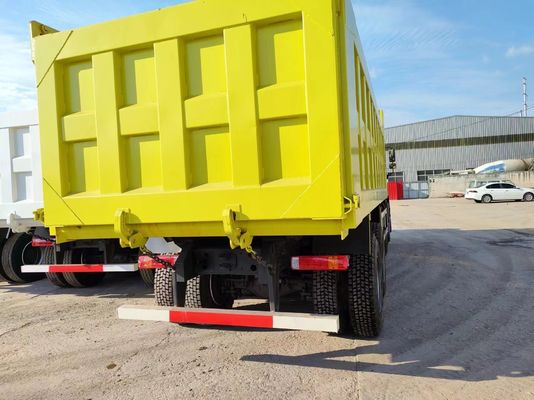 12 roues Sinotruk HOWO 8*4 Transmission manuelle à élévation avant