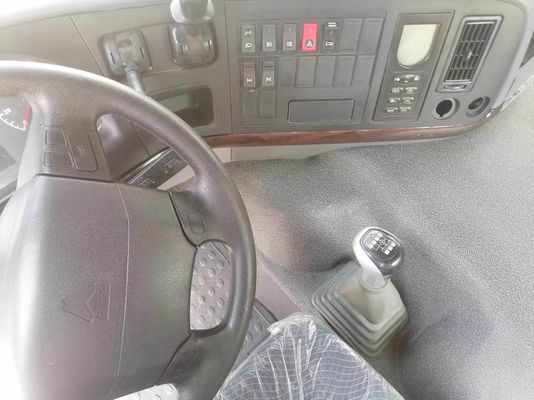 375HP 6X4 Sino Tête de tracteur camion d'occasion HOWO Tête de tracteur en bon état