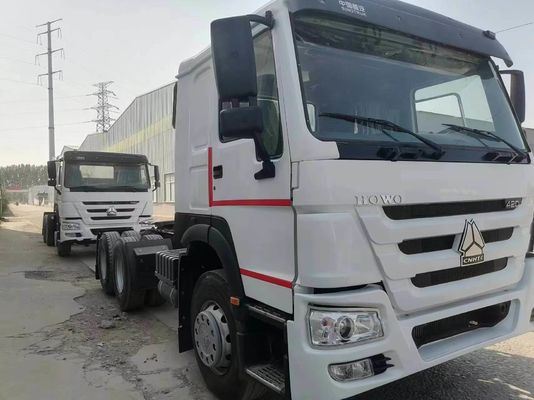 Transmission manuelle type 420HP Sinotruk HOWO 6*4 Tracteur avec moteur Weichai