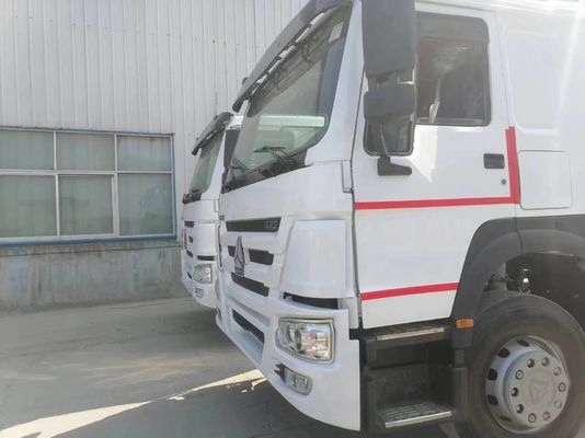Transmission manuelle type 420HP Sinotruk HOWO 6*4 Tracteur avec moteur Weichai