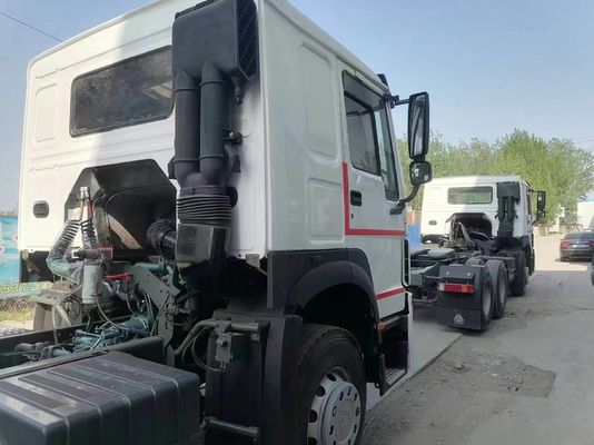 Transmission manuelle type 420HP Sinotruk HOWO 6*4 Tracteur avec moteur Weichai
