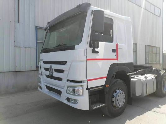 Transmission manuelle type 420HP Sinotruk HOWO 6*4 Tracteur avec moteur Weichai