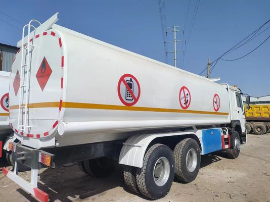 Camion-citerne 6*4 10 roues Camion-citerne en acier au carbone Camion-citerne pour le pétrole Gaz Diesel 25000 litres
