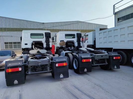 Sinotruck HOWO 6*4 Camion tracteur de 6 à 8 litres de moteur de 35 à 450 chevaux