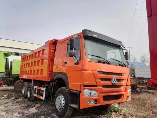Sinotruck utilisé HOWO A7 6*4 10 roues camion de décharge 371-430HP avec conception de couleur mixte