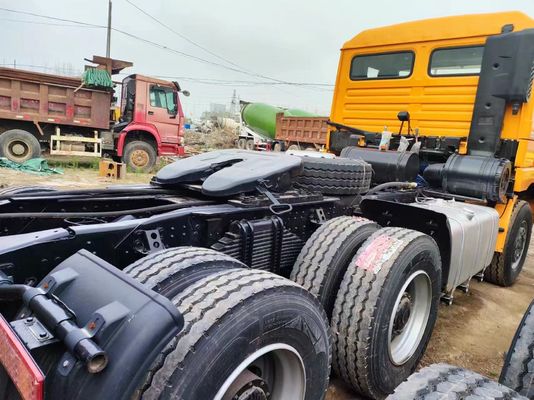 Shacman 6X4 Tracteur à pneus radiaux et 50 tonnes de tracteurs de camions utilisés