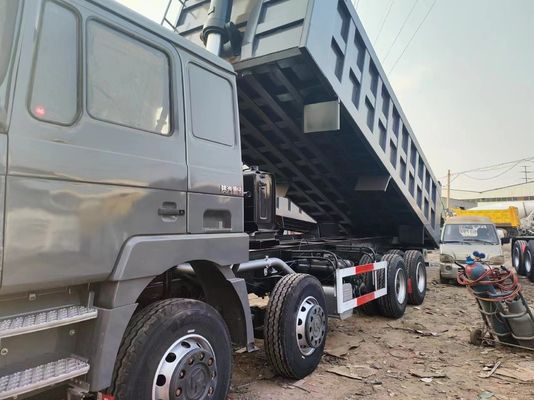Shacman 8X4 Camion à ordures d'occasion 375 ch 12 roues 40t Style de levage avant Puissance 351-450 ch