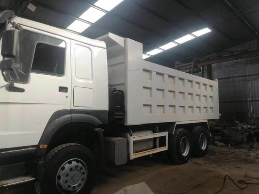 Sinotruk HOWO A7 6X4 371HP camion-décharge avec transmission manuelle et maintenance facile